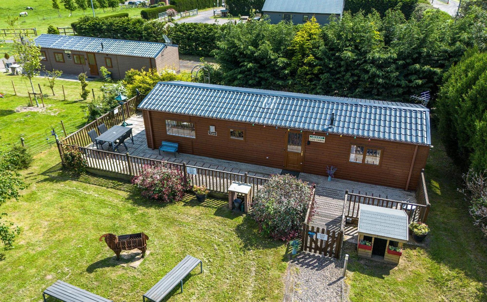 Fairview Farm Holiday Accommodation 14 Luxury Lodges, Cabins, Dog Friendly, Suitable For Couples, Families And Groups, Wedding Guests , Corporate Events, Sleeps 2-65 Guests In Ravenshead, Nottingham Near Sherwood Forest, Set In 88 Acres 外观 照片